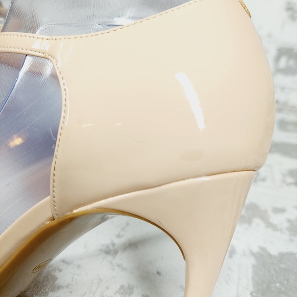 New Calvin Klein Dressa Beige Faux Patent Leather High Heel Pumps K598 - Picture 9 of 12